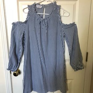 Short cold shoulder striped dress